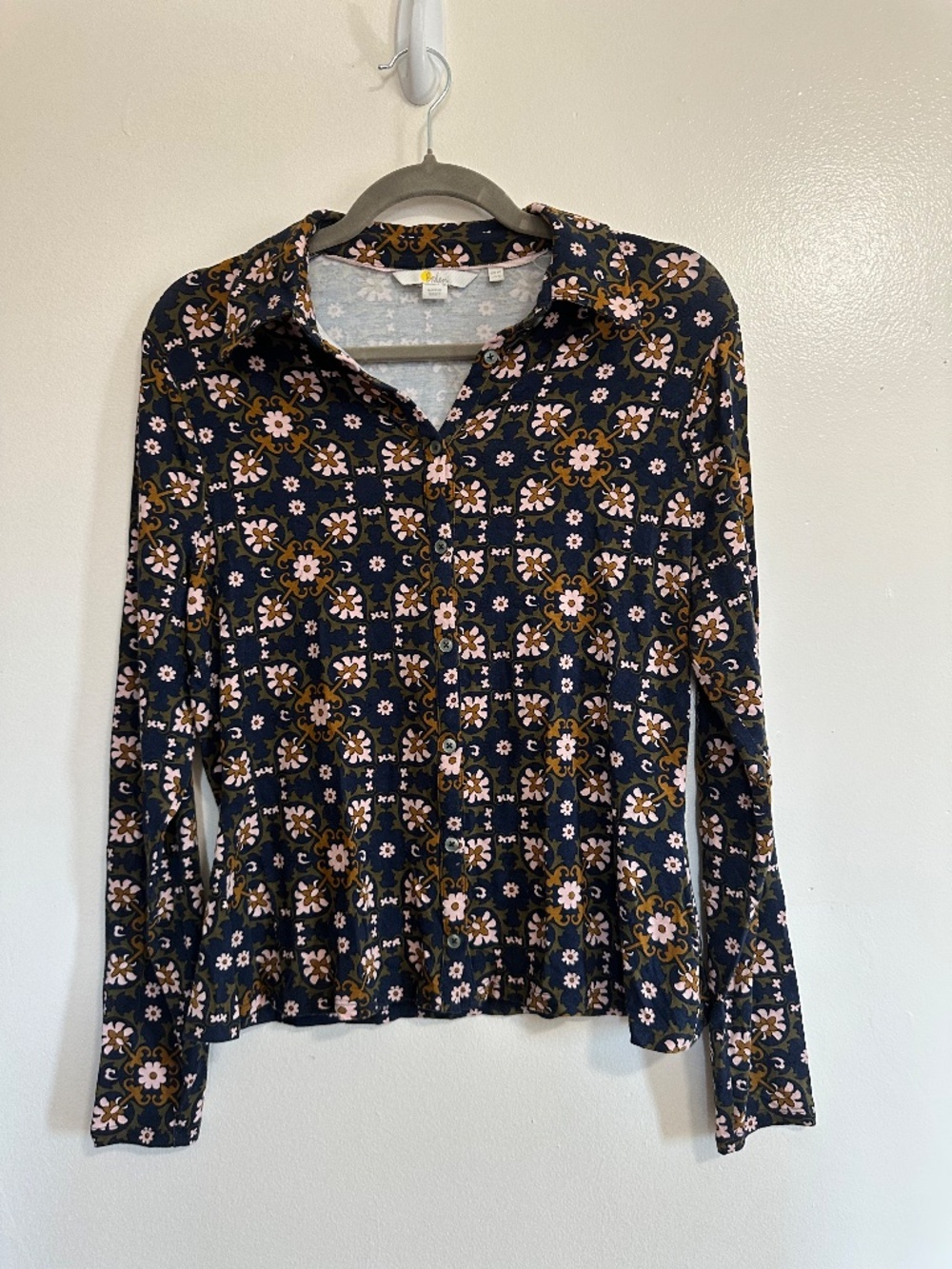 Boden Button Down Floral Print Collared Shirt, Jersey Knit, US 10 - Picture 3 of 7